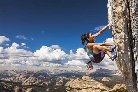 Window Climbing as a Bonding Activity: Strengthening Relationships Through Adventure